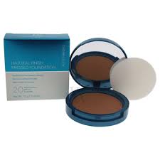 [813419021722] NATURAL FINISH PRESSED FOUNDATION SPF20 MEDIUM-SAND